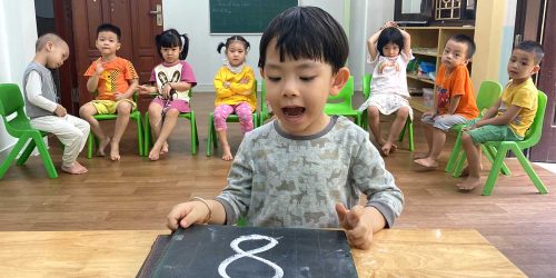 Tìm hiểu 5 lĩnh vực cốt lõi của phương pháp Montessori